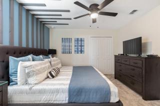 LUXE Champion's Gate Home w/ Pool, Spa, Gameroom - 6