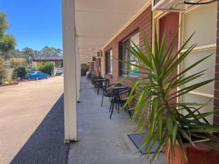 Cann Valley Motel - 8