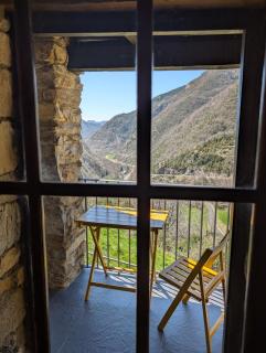 Casa Rústica y Chic con Chimenea y Vistas Panorámicas de La Vall de Boí - 4