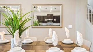 Opulent Villa in Resort Near Theme Parks & Shops - 1