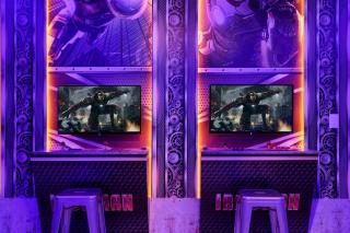 Luxury 28 Guest Home w Games, CInema and More! - 8