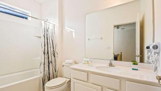 Spacious 12-Bed Villa with Pool & Resort Amenities - 1