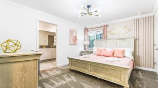 Themed 5BR Pool Home in ChampionsGate Close2Disney - 4