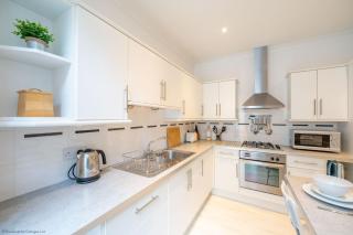 Stones Throw - Woolacombe - 4