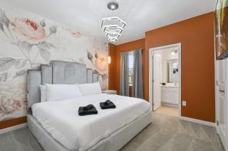 Family-Friendly Luxury Home Near Disney & More - 8