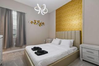 Family-Friendly Luxury Home Near Disney & More - 6