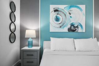 Lake View Cozy Home w/ Pool & Games Near Disney - 9