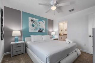 Lake View Cozy Home w/ Pool & Games Near Disney - 8