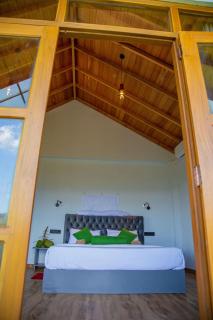 Tunnel Top Inn Ella - 5