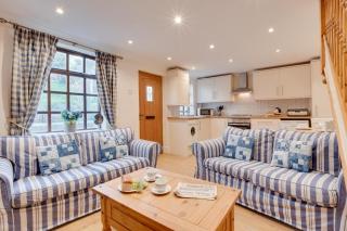 Pear Tree Cottage - 4