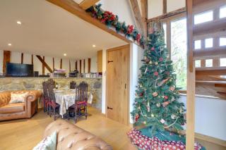 Hartley Dyke Barn - 1