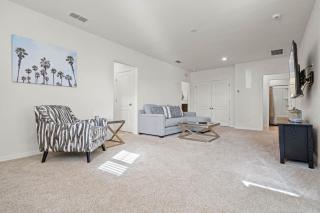 Solterra Villa with Screened Pool & Lake View - 8