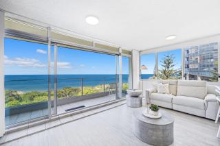 Amira Apartments Ocean Front Main Beach - 0