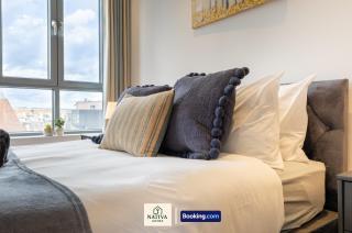 Spacious 2BR, 2BA Apt By Nativa Homes Short Lets & Serviced Accommodation Harrow With Fast WiFi, Kitchen - 2