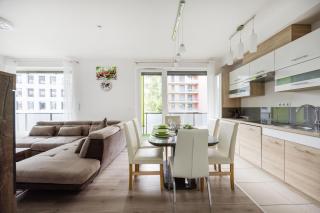 Urban Hideaway with Terrace & Garage - Budapest - 2