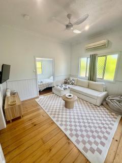 2 Bedroom Beauty, The Range - 0