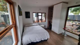 Stellebosch garden flat - 2