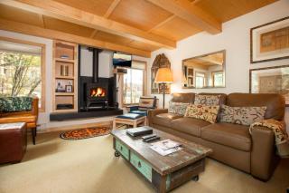 RMR: La Choumine 2 Condo in Teton Village Steps from the Mountain - 9
