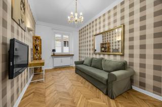 Warsaw Heartline Apartment by BookingHost - Warsaw - 9