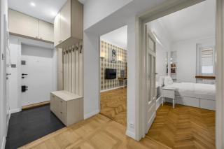 Warsaw Heartline Apartment by BookingHost - 5