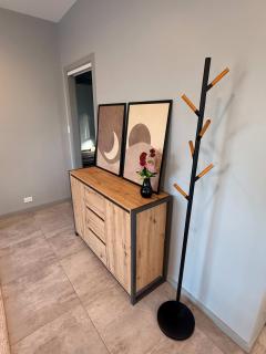 Quite and large 2 bedroom - Sleeps 6 - 2 bathrooms - 5