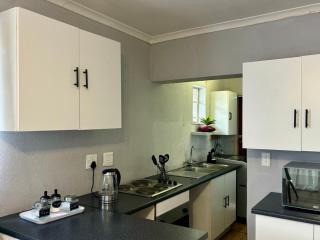 Tana's flat - Brakpan - 9