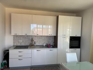 Borgo Secolo 2 - 6