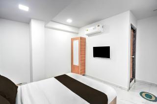 Super Hotel O Sneh Rashmi Botanical Garden Surat Formerly Stadium Plaza - 2