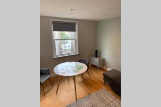 Earls Court Apartments - 1