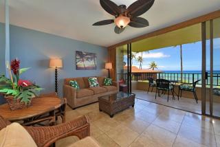 Paki Maui 207 · PM 207 BeachFront 1BD w Ocean View - 9