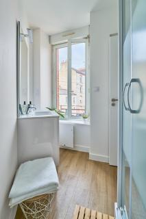 Proche Gare et Métro - Studio cozy tout équipé - 2