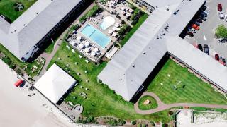 Red Jacket Beach Resort - 2