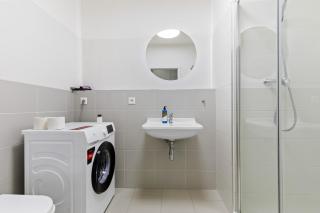 LAM Blue AC - Balcony - 7