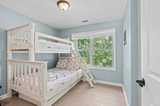 New The Breeze at Lake Hartwell house w Dock - 9