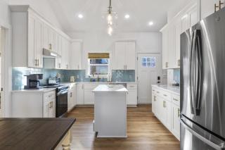 The Hideaway at Lake Hartwell - 9