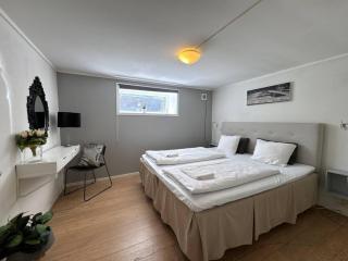 Stavanger BnB 1 Family Apartment with Private Sauna Free Bikes - 5