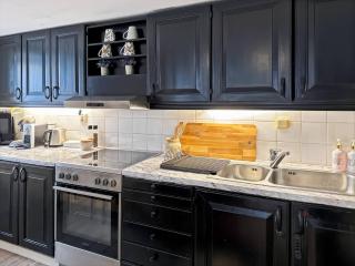 Stavanger BnB 1 Family Apartment with Private Sauna Free Bikes - 6