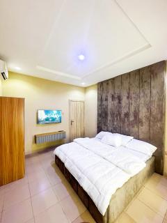 Serenity Suites - 6