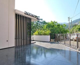 Luxury villa with a private pool - 9