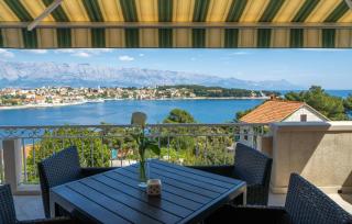 Amazing Apartment In Selca With Wifi - 0