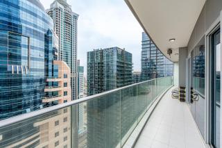 Lavish 2-Bedroom Apartment in Dubai Oasis - 9