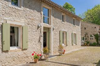 Provençal Farmhouse With Shared Pool In The Drôme - 3