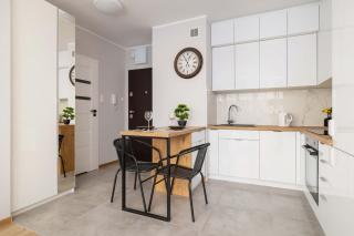 Poezji Gliwice Modern&Bright Apartment with Balcony by Noclegi Renters - 2