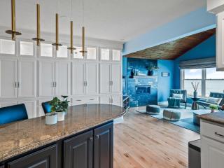 Lakefront Luxury - Kayaks - 4 Bedrooms - 3 Full Baths - Sleeps 8 - 1