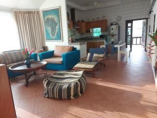 Mooni Sunshine Villa - 9