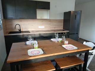 Logement insolite avec Jeux et Jacuzzi - 3