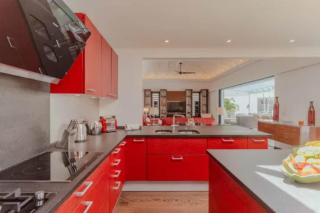 Panoramic Pool Deck And Garden Oasis - 2