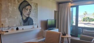 The Gallery on Gray - 7