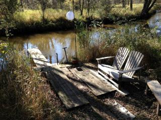 Cozy Cabin Rental with Deck Overlooking a Ravine in Grantsburg, Wisconsin - 6