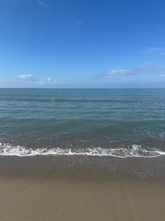 Sunrise Retreat Apartment - 9